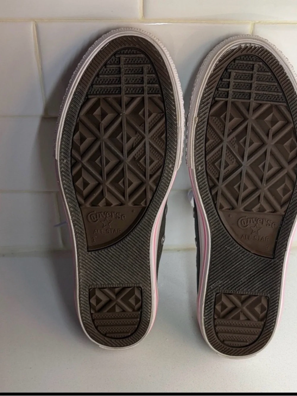 Converse classic low